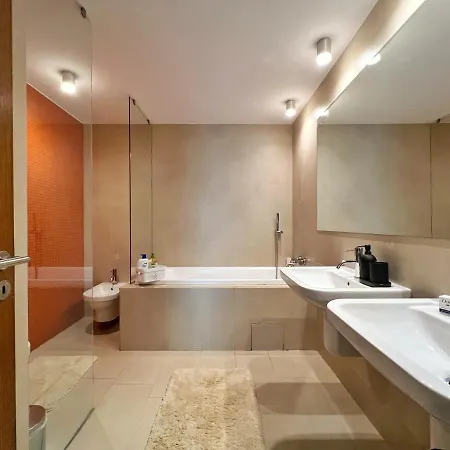 Apartamento Luxury Beachfront - Quite Area, 100 Sqm *