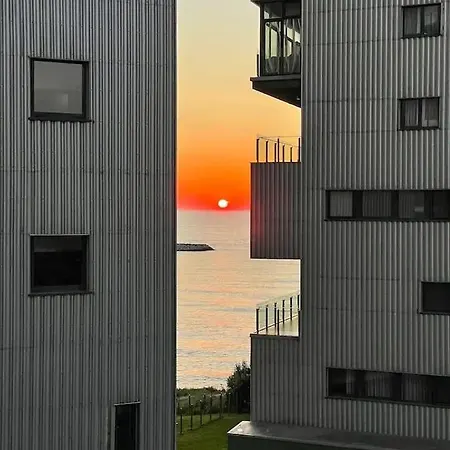 Apartamento Luxury Beachfront - Quite Area, 100 Sqm Constança