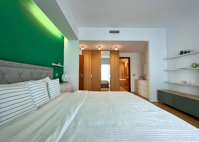 Luxury Beachfront - Quite Area, 100 Sqm Lägenhet Constanţa