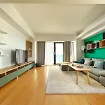 Luxury Beachfront - Quite Area, 100 Sqm コンスタンツァ