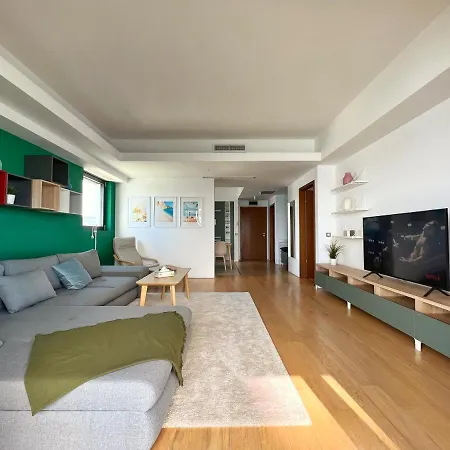 Luxury Beachfront - Quite Area, 100 Sqm Konstanca