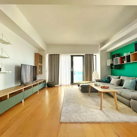 Luxury Beachfront - Quite Area, 100 Sqm Constanţa
