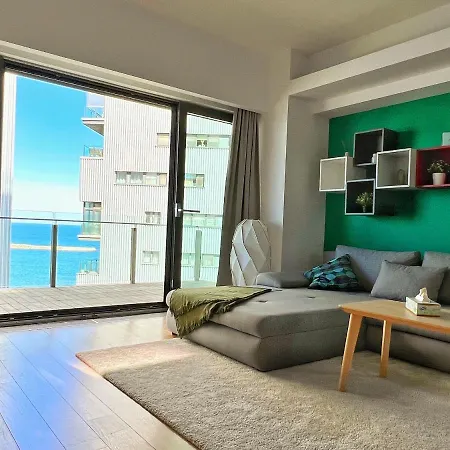 Apartman Luxury Beachfront - Quite Area, 100 Sqm Konstanca